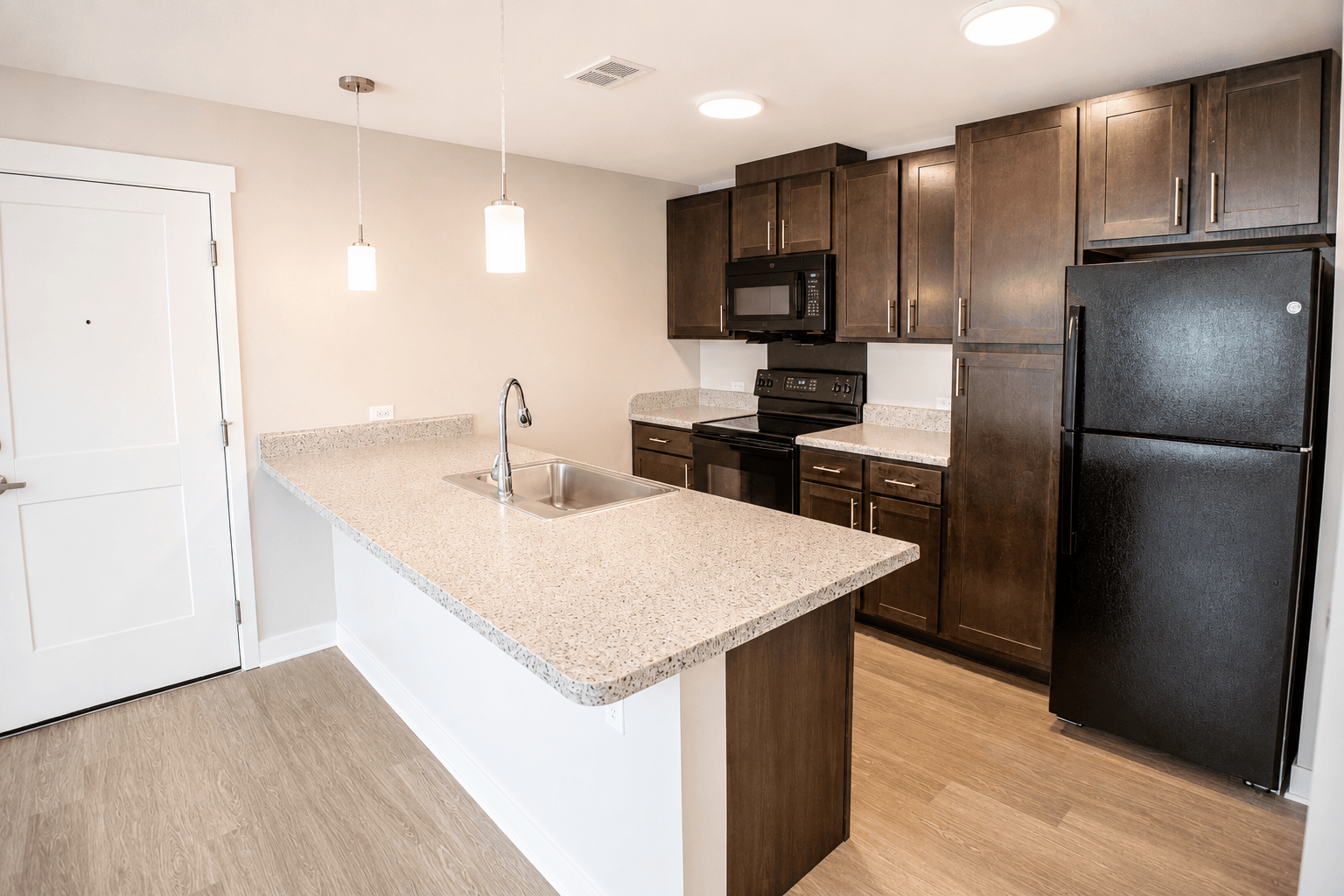 Riverbend Flats gallery 4