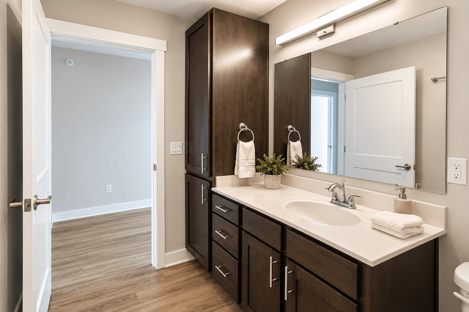 Riverbend Flats gallery 5